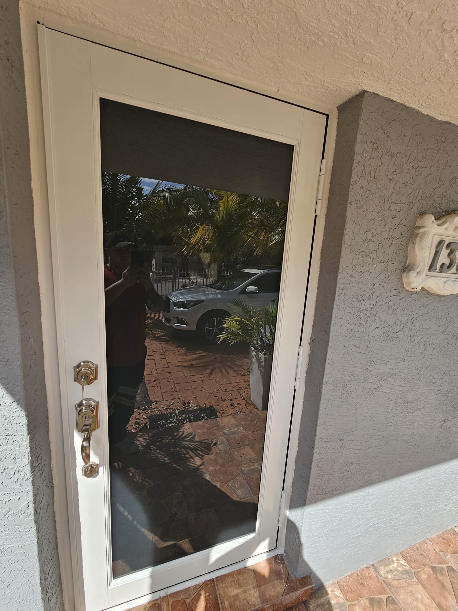Puerta de entrada contra impacto, vidrio completo